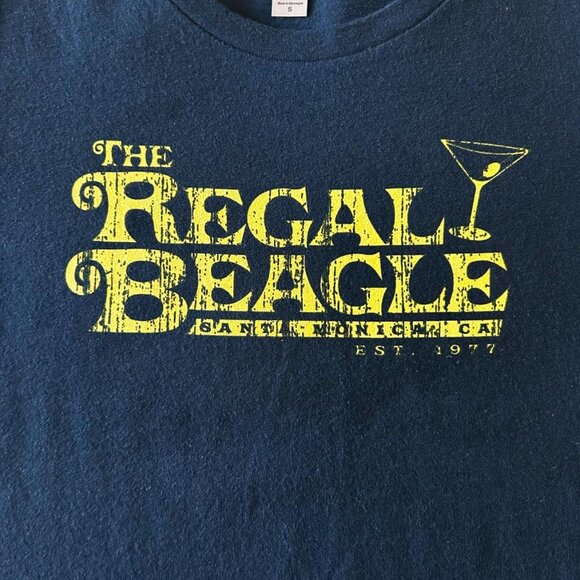 Regal Beagle (Three's Company) 70's Graphic Print Ladies T-shirt - Picture 1 of 4